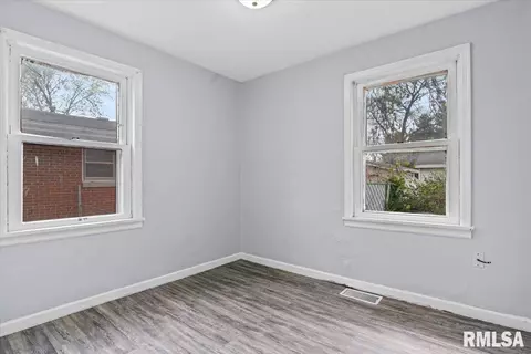 2905 S State St, Springfield, IL 62704 photo 20