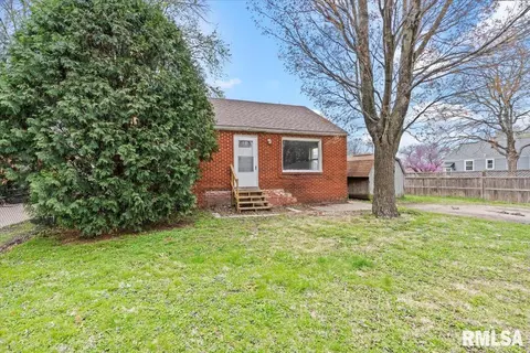 2905 S State St, Springfield, IL 62704 photo 3