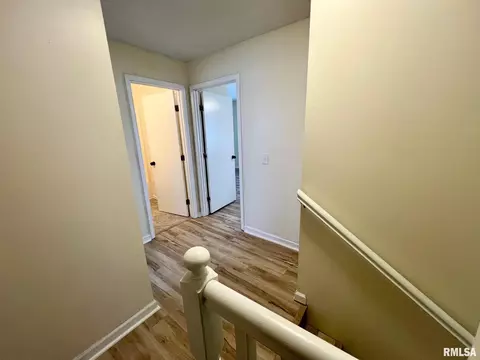 Entry Way - 905 W Wind Rose Ln, Athens, IL 62613 photo 3 of 3