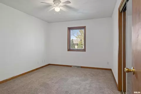 2509 Charlack Ave, Springfield, IL 62704 photo 17