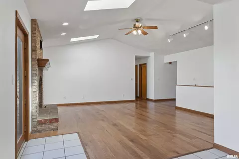 2509 Charlack Ave, Springfield, IL 62704 photo 13