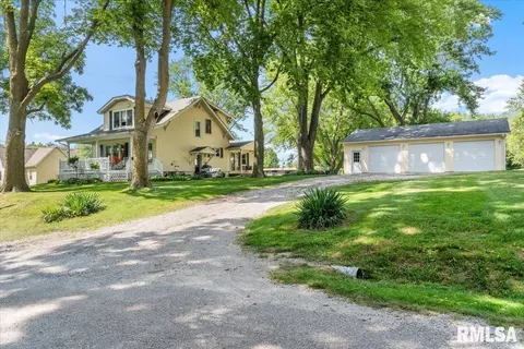 6985 Barclay Rd, Sherman, IL 62684