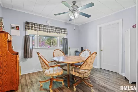 Dining - 1223 N Ledlie Ave, Springfield, IL 62702 photo 1 of 3