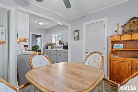 Dining - 1223 N Ledlie Ave, Springfield, IL 62702 photo 3 of 3