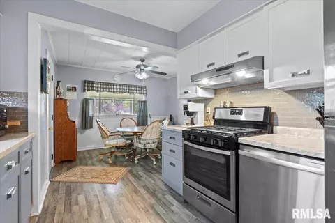 Kitchen - 1223 N Ledlie Ave, Springfield, IL 62702 photo 1 of 1