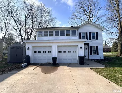400 S Main St, Abingdon, IL 61410 photo 6