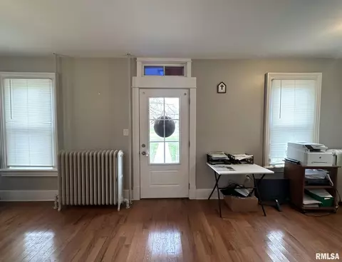 400 S Main St, Abingdon, IL 61410 photo 12