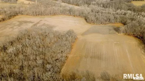 e500n300 E Rd, Oconee, IL 62553 photo 3