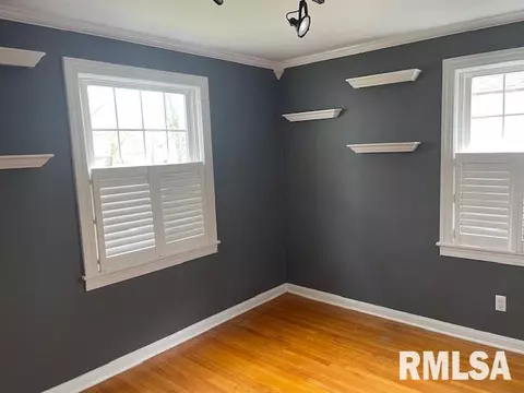 Bedroom - 2409 S 11th St, Springfield, IL 62703 photo 1 of 3