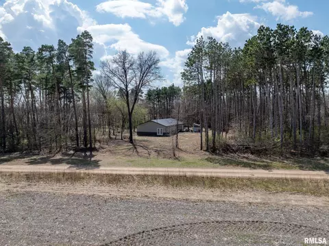 1317 2400 N Rd, Oquawka, IL 61469