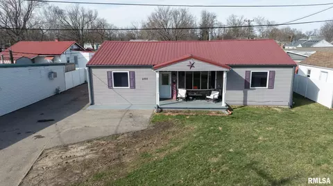 2707 Ridge Ave, Springfield, IL 62702 photo 1