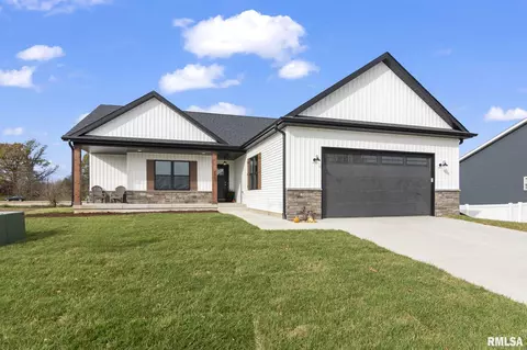 6409 Mcintosh Ct, Springfield, IL 62711 photo 2