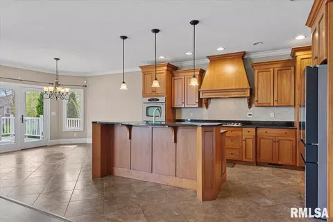 4404 Lynhurst Rd, Springfield, IL 62711 photo 9