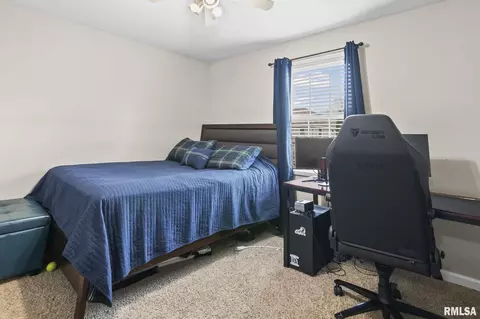 Bedroom - 1516 Hosta St, Springfield, IL 62712 photo 7 of 7