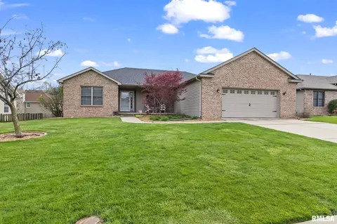 Exterior - 1516 Hosta St, Springfield, IL 62712 photo 2 of 10