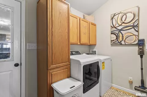 Other - 1516 Hosta St, Springfield, IL 62712 photo 4 of 4