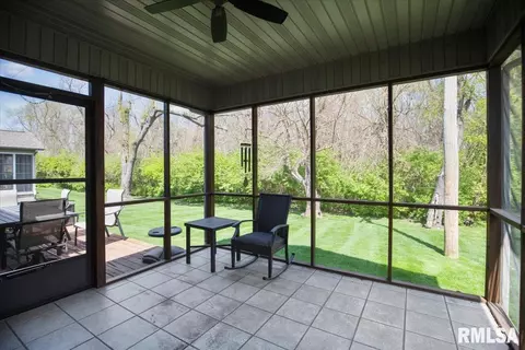 Exterior - 4113 Camomile Ln, Springfield, IL 62707 photo 3 of 5
