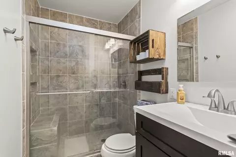 241 N Durkin Dr, Springfield, IL 62702 photo 15