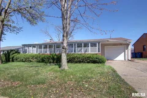 3625 Queen Anne Ave, Quincy, IL 62305