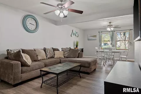 Other - 1626 Fairmont Dr, Springfield, IL 62702 photo 5 of 8