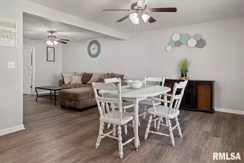 Dining - 1626 Fairmont Dr, Springfield, IL 62702 photo 1 of 1