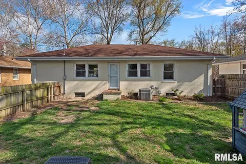 2104 Parkview Dr, Springfield, IL 62704 photo 24