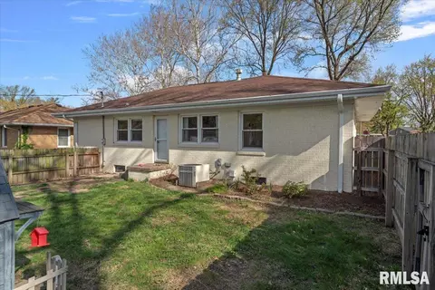 2104 Parkview Dr, Springfield, IL 62704 photo 23