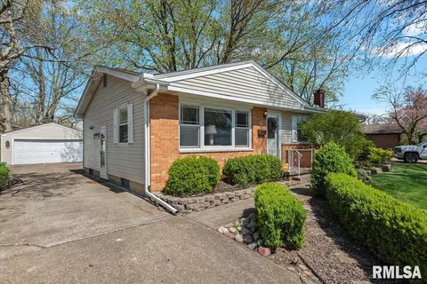 88 Del Mar Dr, Springfield, IL 62703 photo 2