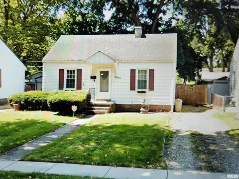 2549 S 4th Ave, Springfield, IL 62703