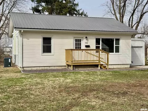 908 Hampton Ln, Canton, MO 63435