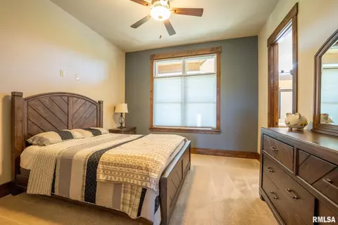 Bedroom - 1611 E Baseline Rd, Centralia, IL 62801 photo 1 of 7