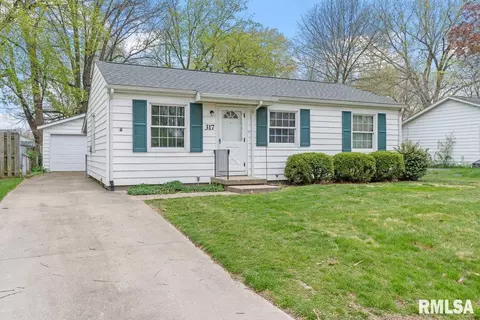 317 Parkview Dr, Rochester, IL 62563