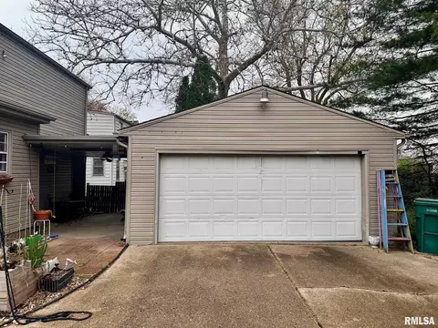 Other - 1038 W Maple Ave, Springfield, IL 62704 photo 1 of 5