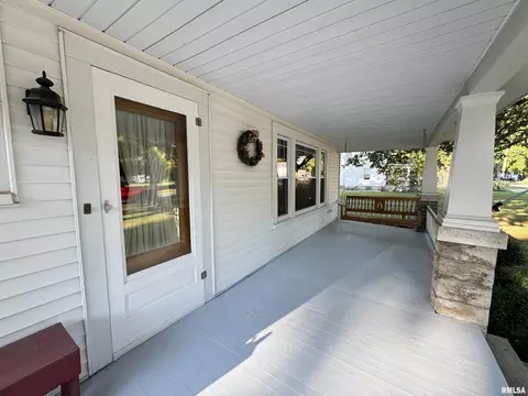 Exterior - 323 E Cortland St, Avon, IL 61415 photo 3 of 20