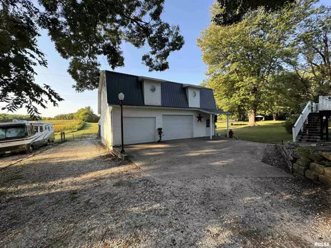 Exterior - 323 E Cortland St, Avon, IL 61415 photo 5 of 20