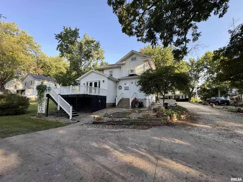 Exterior - 323 E Cortland St, Avon, IL 61415 photo 6 of 20