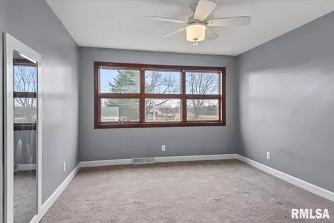 Bedroom - 4325 S 3rd St, Springfield, IL 62703 photo 1 of 10