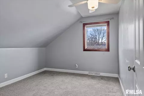 Bedroom - 4325 S 3rd St, Springfield, IL 62703 photo 5 of 10