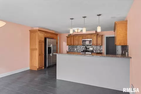 Kitchen - 4325 S 3rd St, Springfield, IL 62703 photo 1 of 7