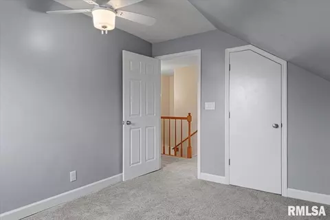 Bedroom - 4325 S 3rd St, Springfield, IL 62703 photo 6 of 10