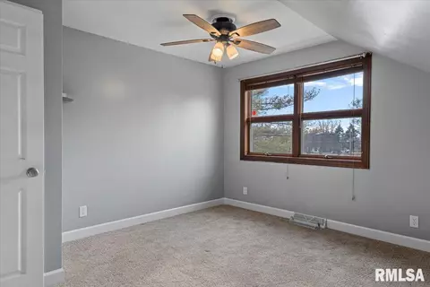 Bedroom - 4325 S 3rd St, Springfield, IL 62703 photo 8 of 10