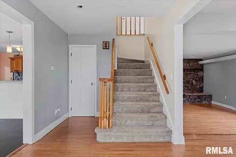 Entry Way - 4325 S 3rd St, Springfield, IL 62703 photo 1 of 6