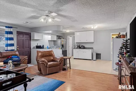 Other - 4325 S 3rd St, Springfield, IL 62703 photo 11 of 19