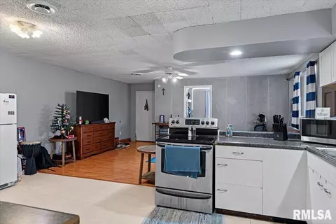 Other - 4325 S 3rd St, Springfield, IL 62703 photo 16 of 19