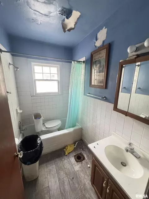 2329 S 8th St, Springfield, IL 62703 photo 7