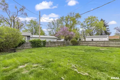 2004 S Walnut St, Springfield, IL 62704 photo 36