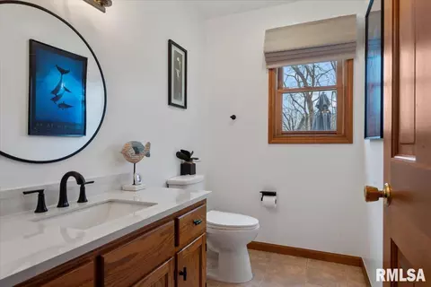 505 Tecumseh Trl, Springfield, IL 62711 photo 9