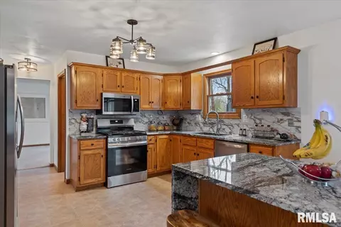 505 Tecumseh Trl, Springfield, IL 62711 photo 16