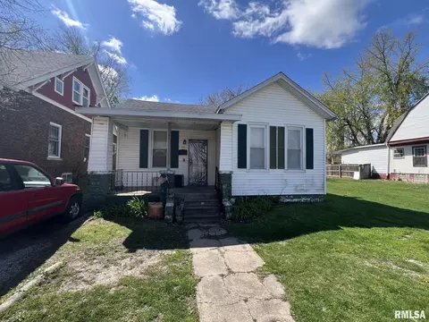 1112 E North Grand Ave, Springfield, IL 62702