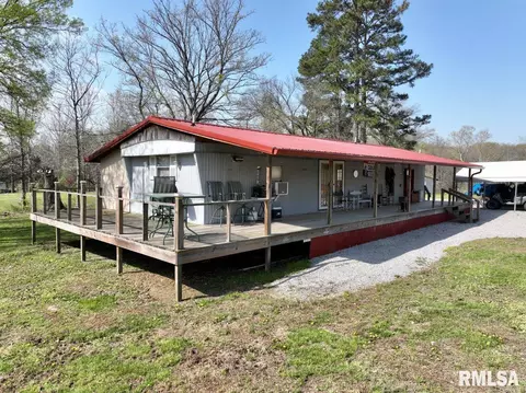 285 Twinz Ln, Vienna, IL 62995